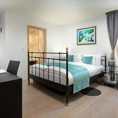 Split Old Town Luxury Rooms