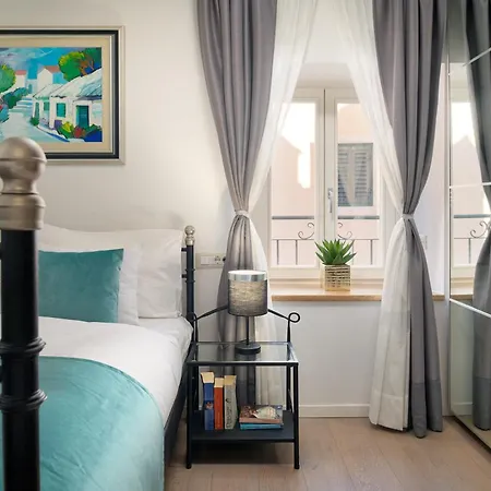 Split Old Town Luxury Rooms בית הארחה 3*