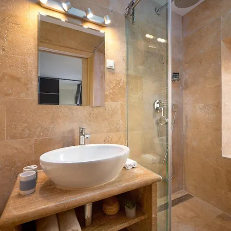 Split Old Town Luxury Rooms 3*
